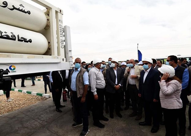 The Egyptian prime Minsters visit to TAQA Gas Virtual Pipeline in New Valley 